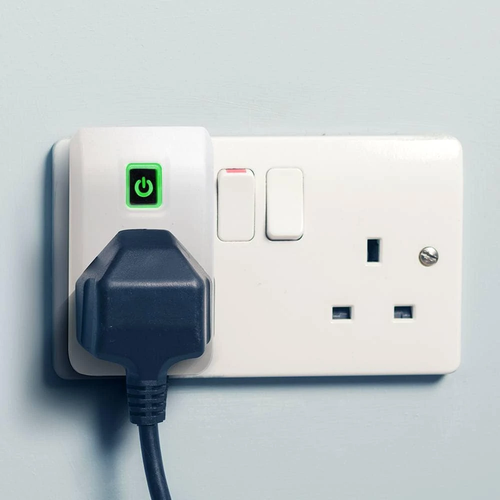 British and Singapore Power Outlet